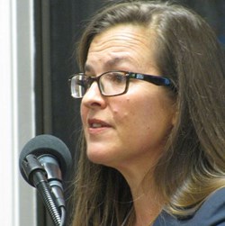 Foto di Annie Jacobsen