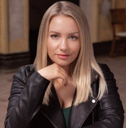 Foto di Jeneva Rose