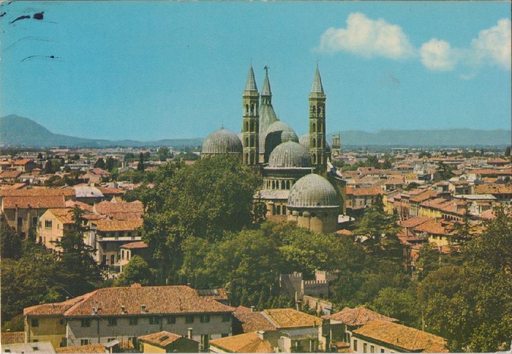 Bookaniere
