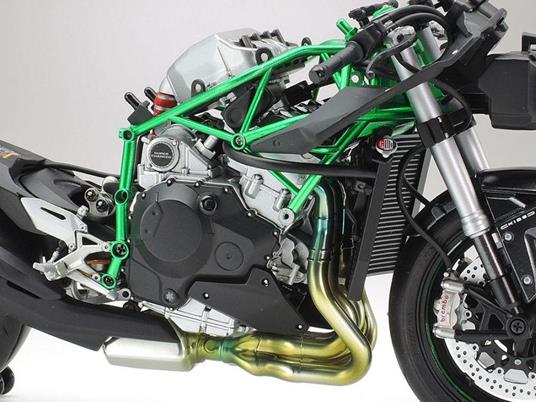Tamiya Kawasaki Ninja H2 Carbon Kit di montaggio Motocicletta 1:12 - 8