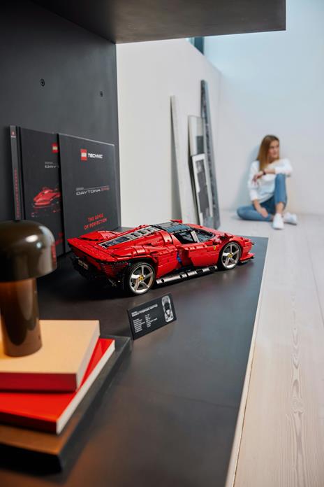 LEGO Technic (42143). Ferrari Daytona SP3 - 4