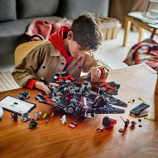 LEGO Star Wars (75389). Dark Falcon - 8